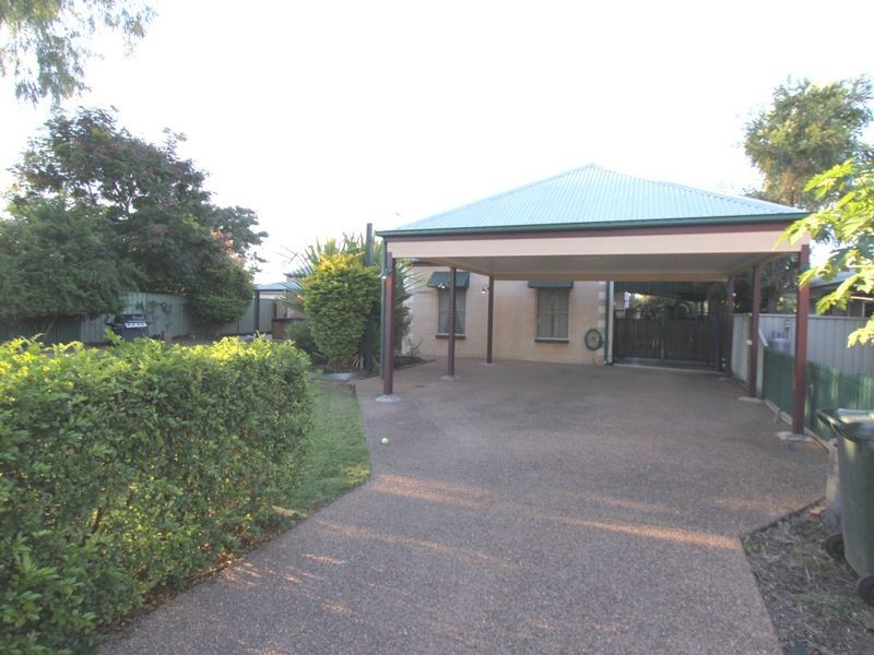 4 Martin Place, Emerald QLD 4720