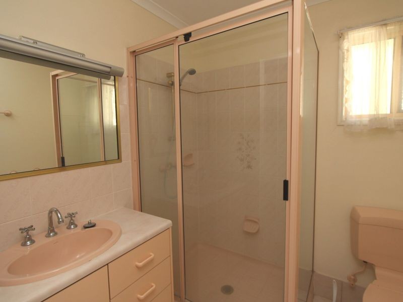 8 Judith Grove, Emerald QLD 4720