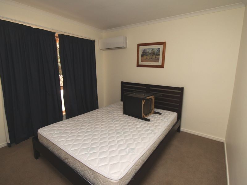 8 Judith Grove, Emerald QLD 4720