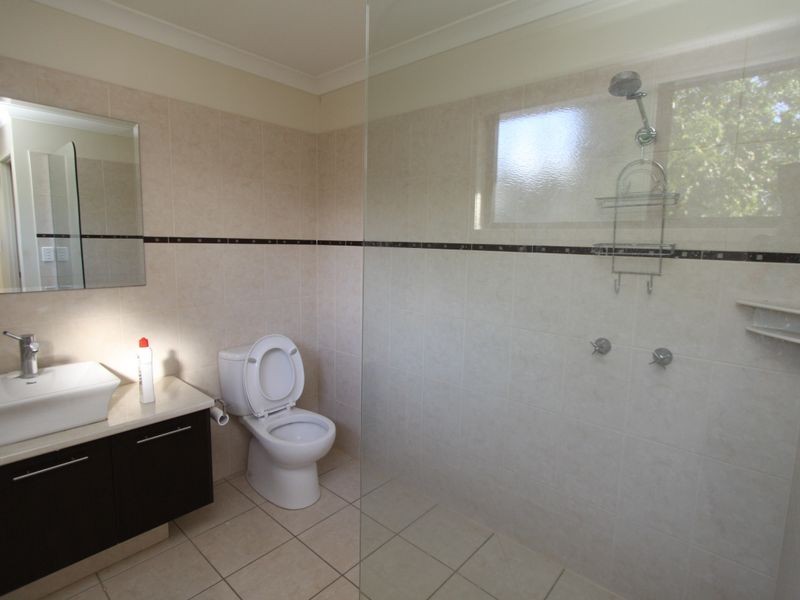 1/68 Moody Street, Emerald QLD 4720