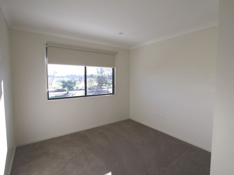 1/68 Moody Street, Emerald QLD 4720