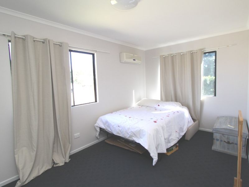 9 Little Street, Emerald QLD 4720