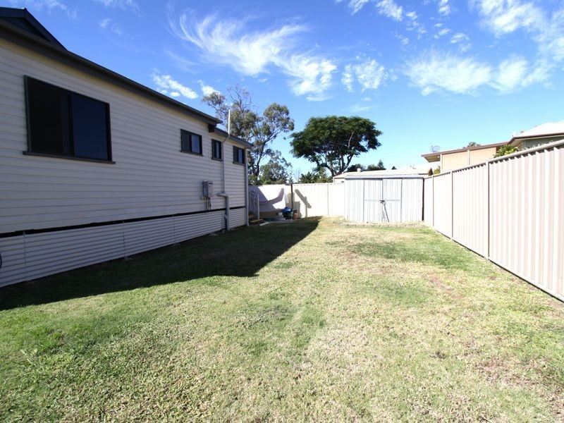 9 Little Street, Emerald QLD 4720