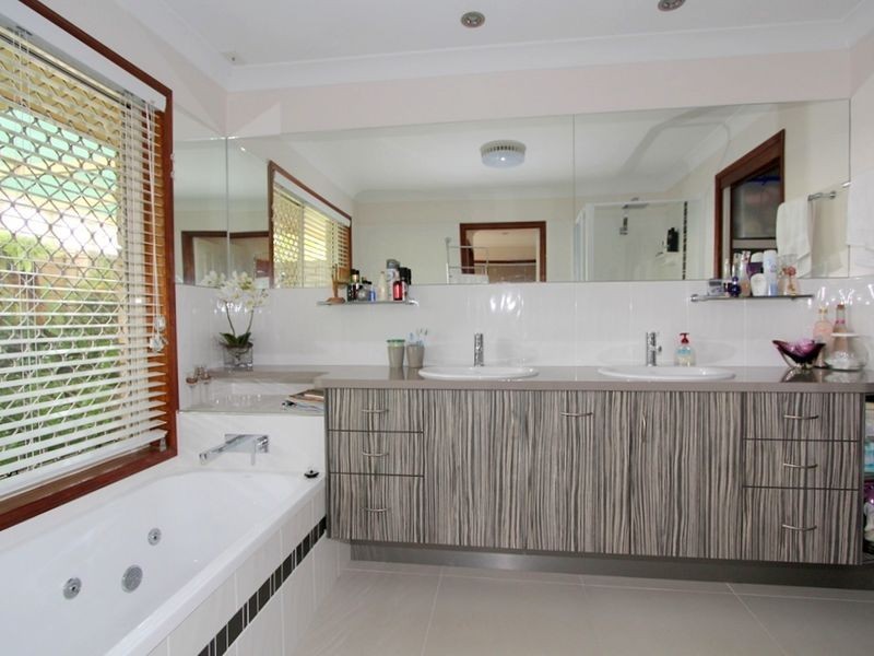 Emerald QLD 4720