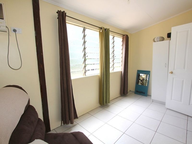 28 Silica Road, Emerald QLD 4720