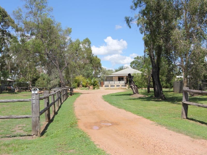 28 Silica Road, Emerald QLD 4720