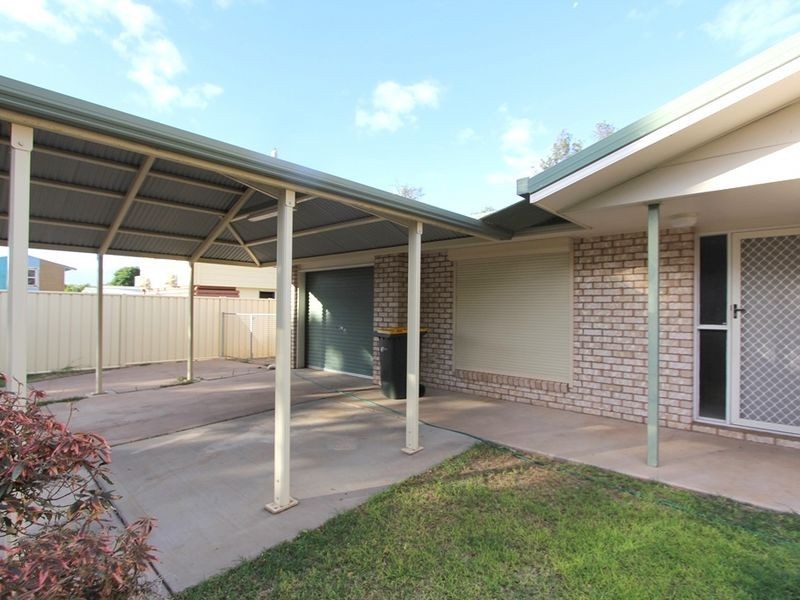 40 Staal Crescent, Emerald QLD 4720