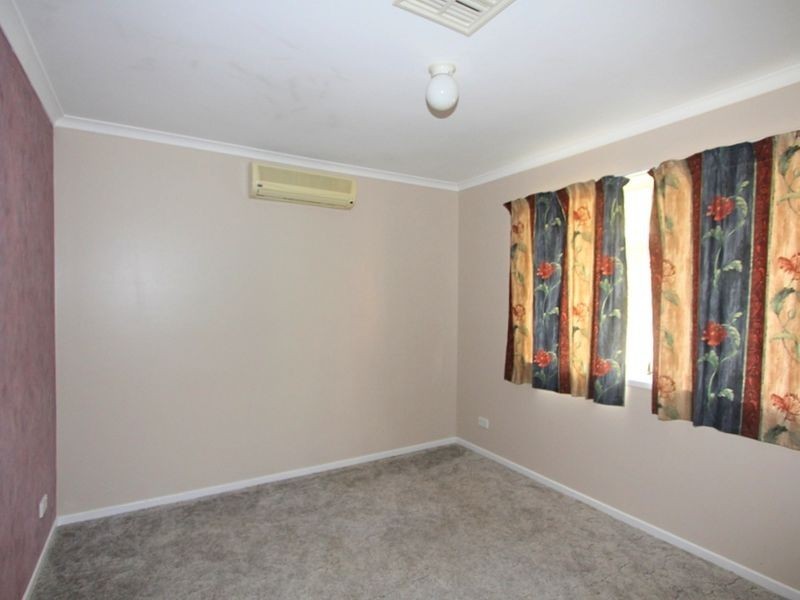 40 Staal Crescent, Emerald QLD 4720