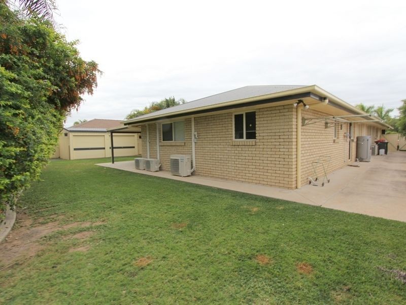 19 Kidd St, Emerald QLD 4720