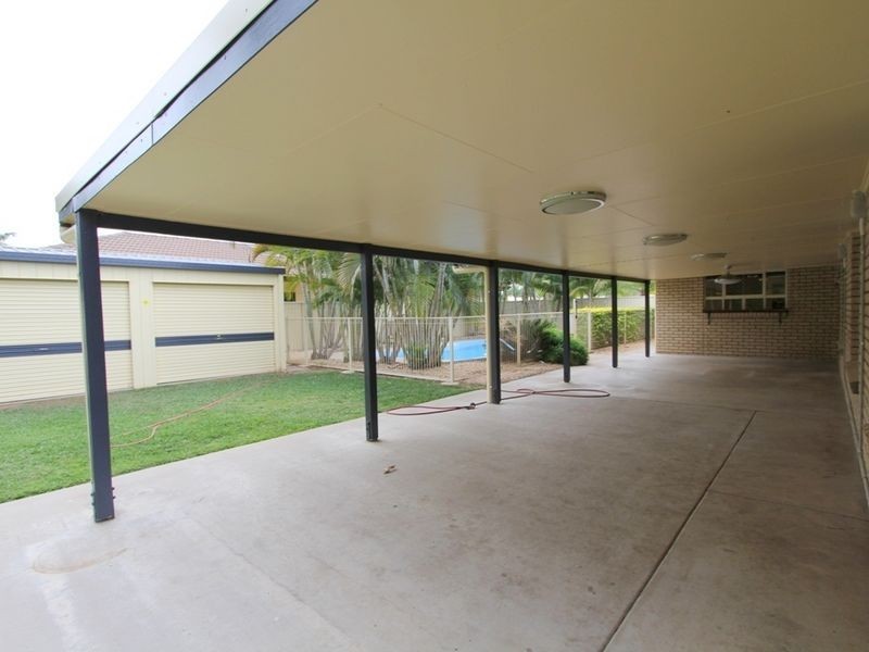 19 Kidd St, Emerald QLD 4720
