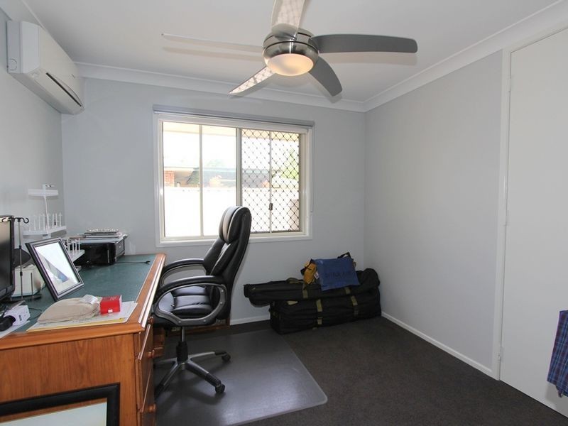 19 Kidd St, Emerald QLD 4720