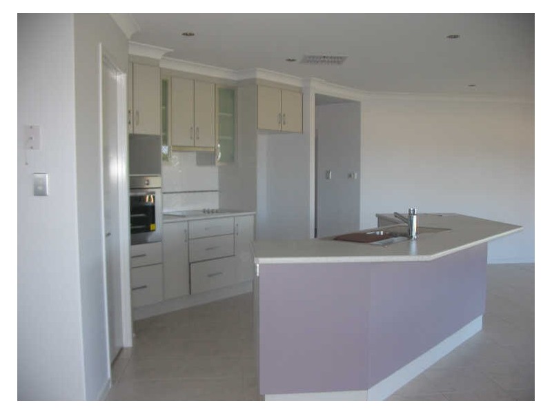 3 Blue Gums Drive, Emerald QLD 4720