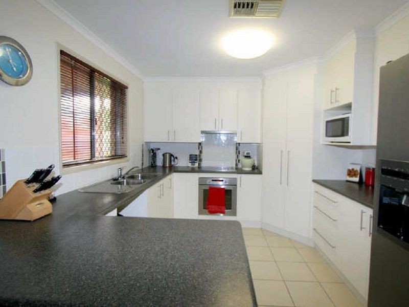 5 Fysh Street, Emerald QLD 4720
