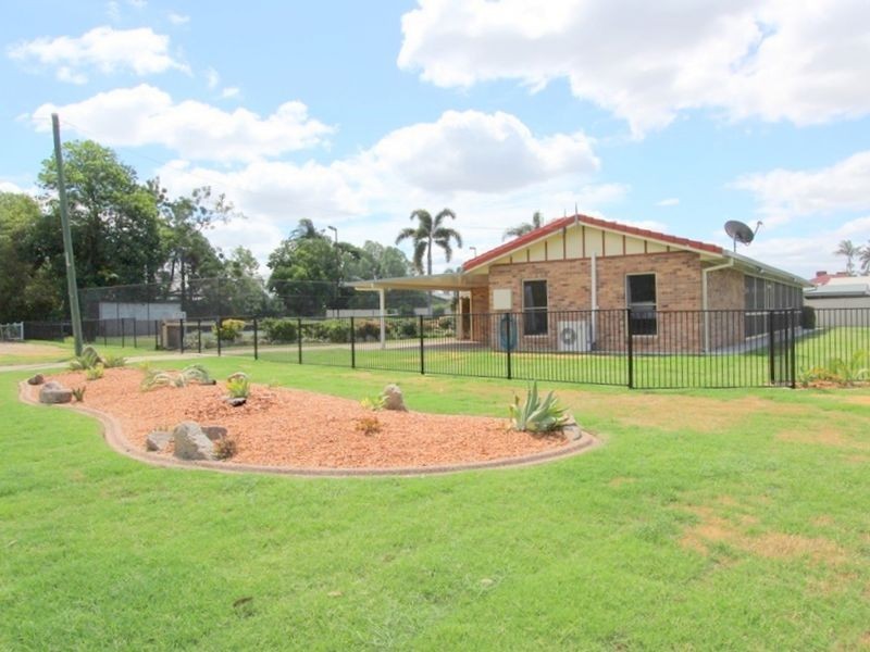 7 Egan St, Emerald QLD 4720