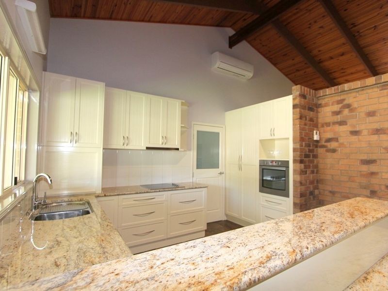 7 Egan St, Emerald QLD 4720