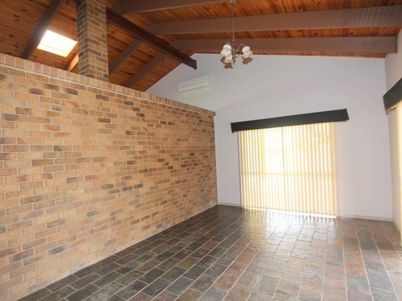 7 Egan St, Emerald QLD 4720