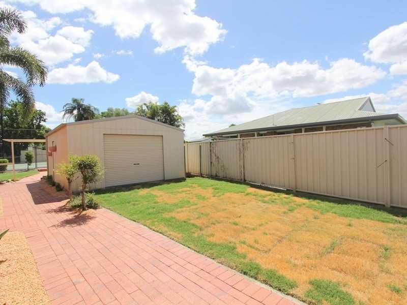 7 Egan St, Emerald QLD 4720