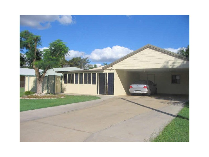 41 Bridgeman Street, Emerald QLD 4720