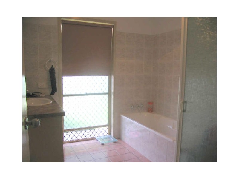 41 Bridgeman Street, Emerald QLD 4720