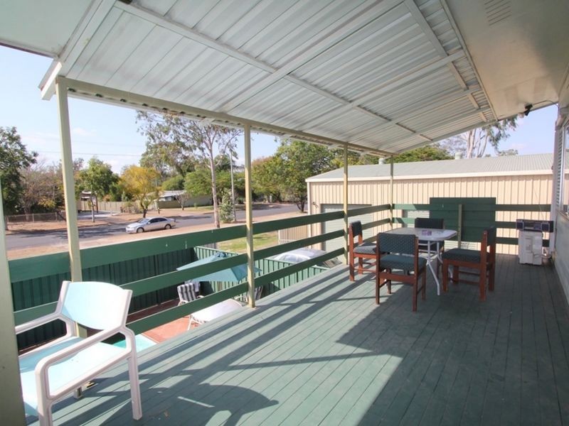 14 Leichhardt St, Emerald QLD 4720