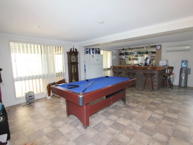 14 Leichhardt St, Emerald QLD 4720