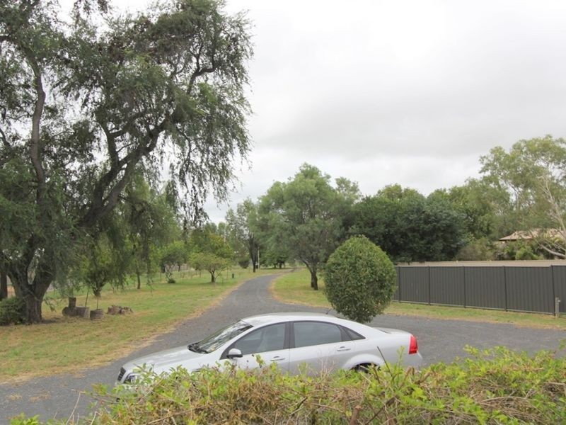 55 Slack Drive, Emerald QLD 4720