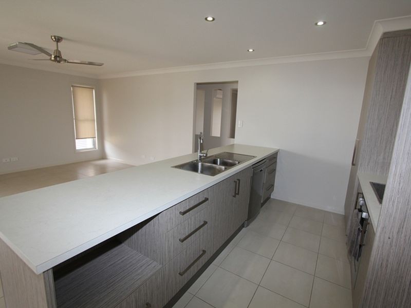 146 Opal Street, Emerald QLD 4720