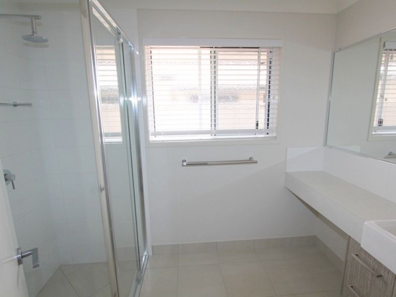 146 Opal Street, Emerald QLD 4720