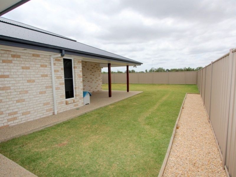 146 Opal Street, Emerald QLD 4720