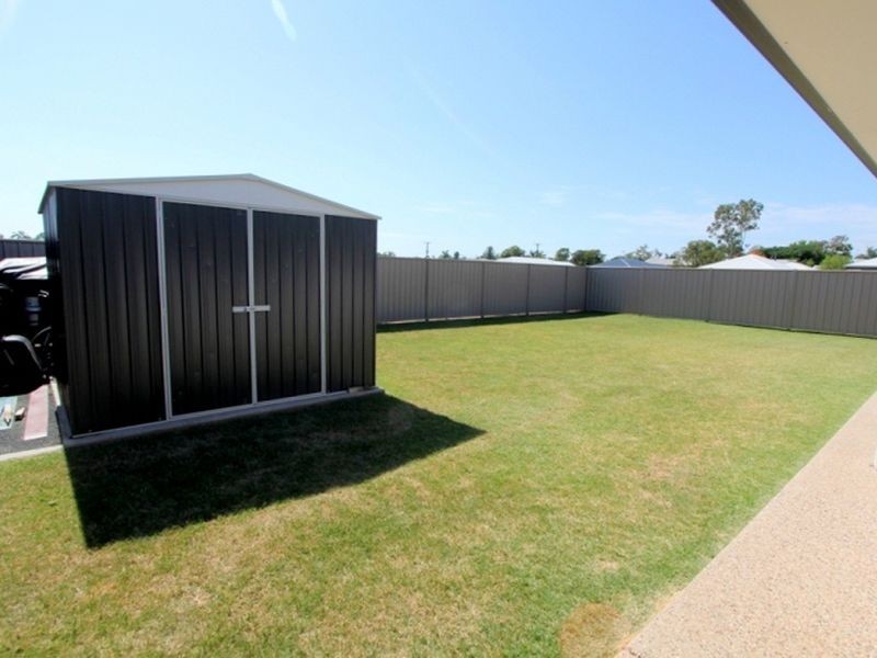 146 Opal Street, Emerald QLD 4720