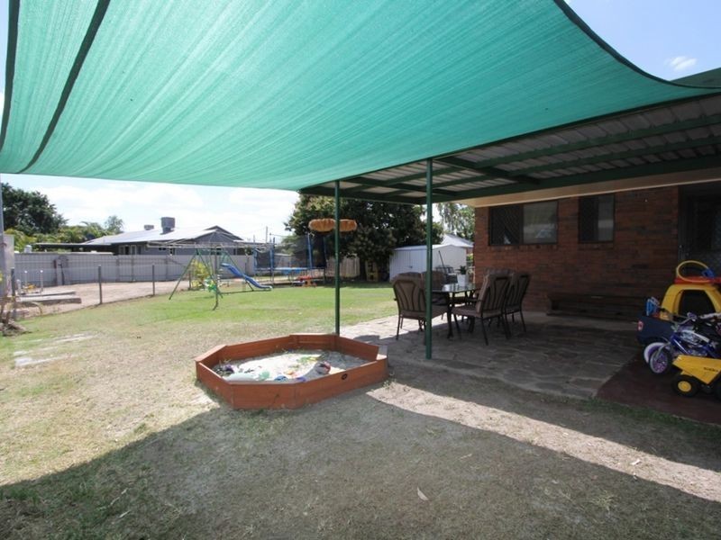 59 Park Avenue, Emerald QLD 4720