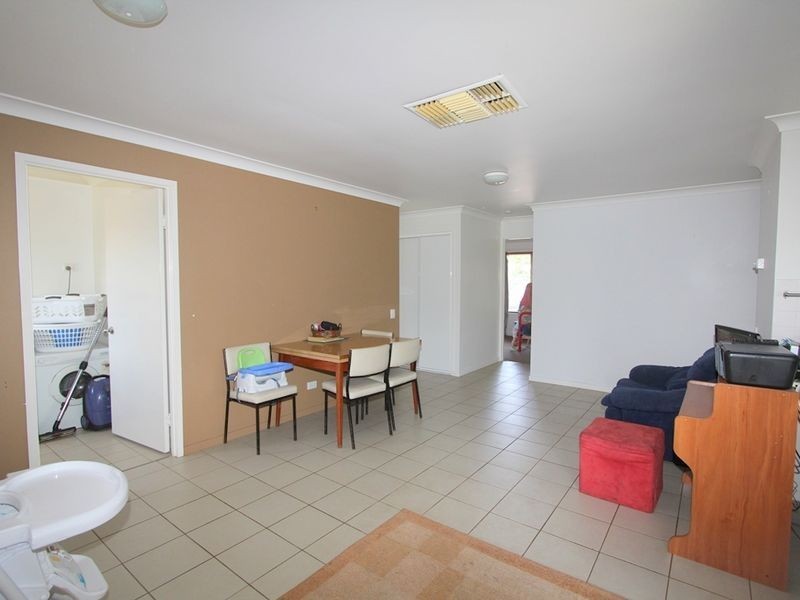 5 Chalmers Crescent, Emerald QLD 4720