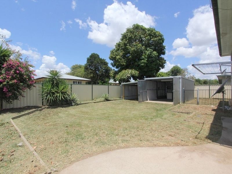 5 Donkin Street, Emerald QLD 4720