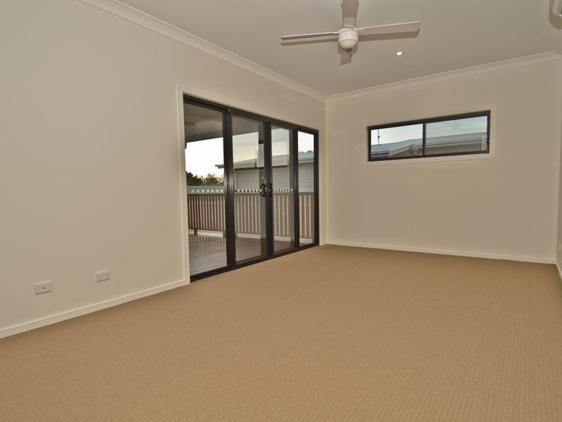 5 Ivers Place, Emerald QLD 4720