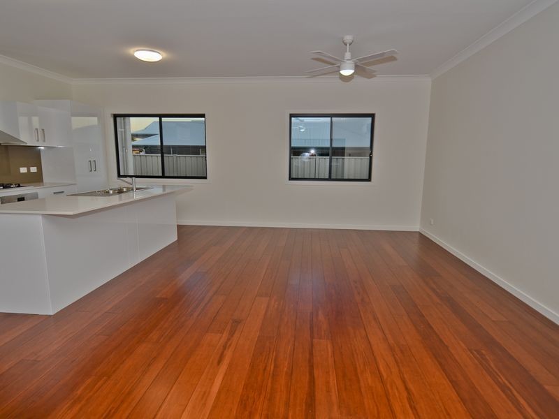 5 Ivers Place, Emerald QLD 4720