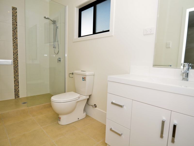 5 Ivers Place, Emerald QLD 4720