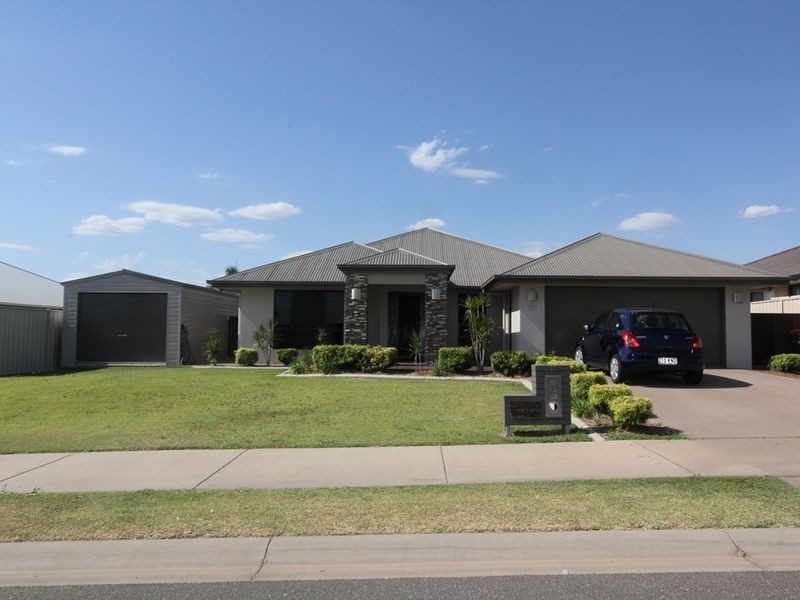 13 Coldstream, Emerald QLD 4720