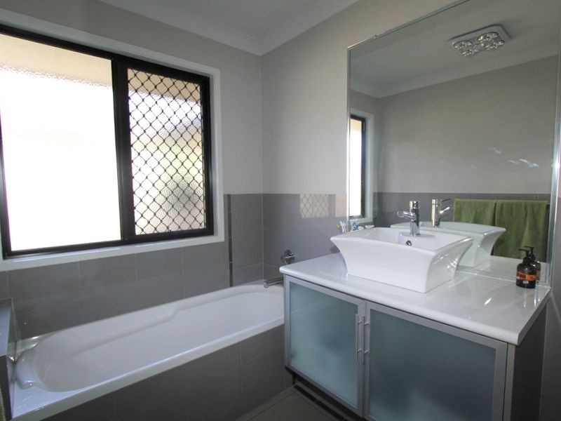 13 Coldstream, Emerald QLD 4720