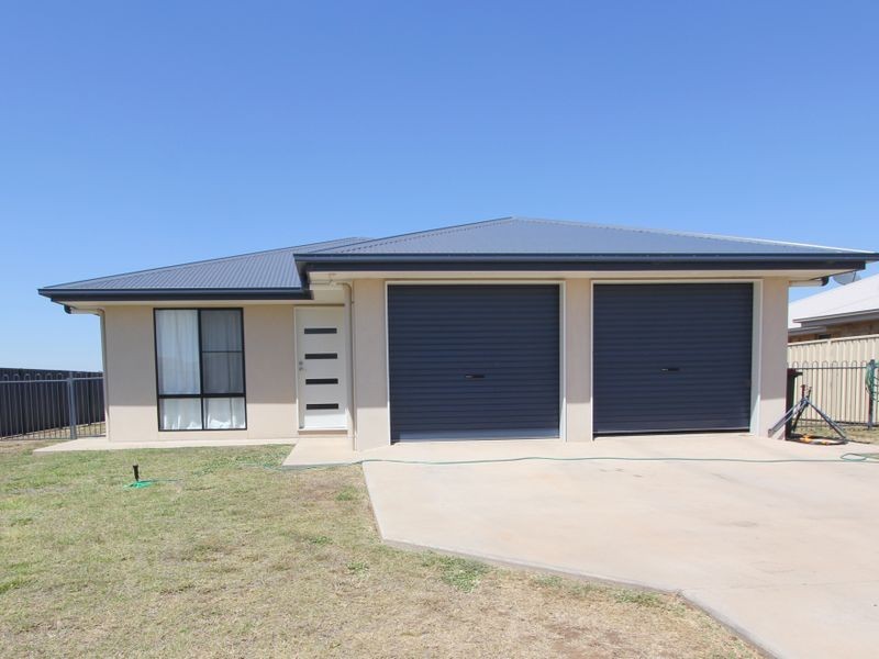 57 Mayfair Drive, Emerald QLD 4720