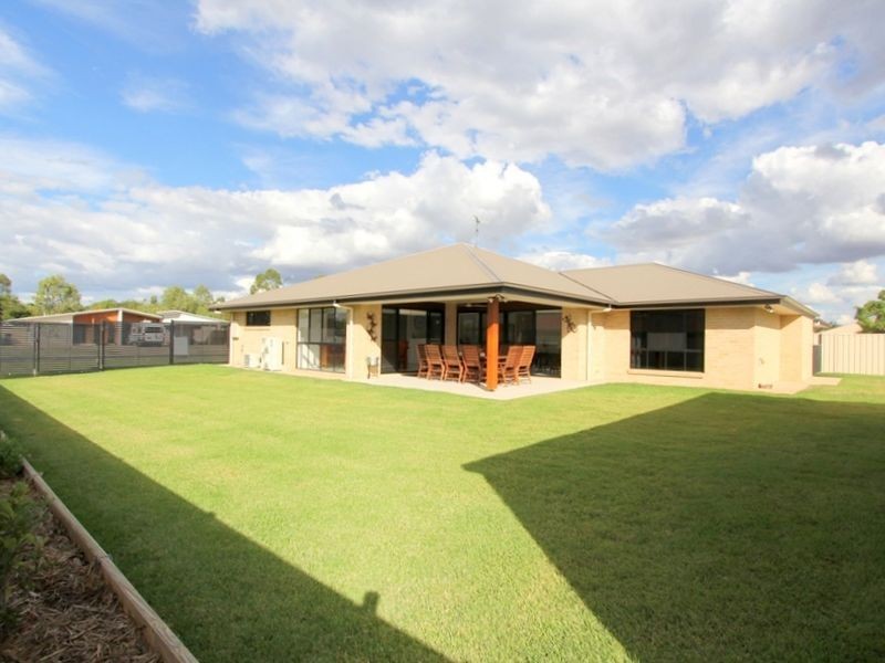 22 Blue Gums Drive, Emerald QLD 4720