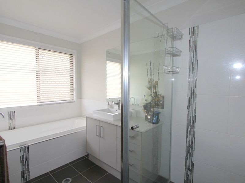 22 Blue Gums Drive, Emerald QLD 4720