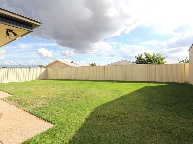 22 Blue Gums Drive, Emerald QLD 4720