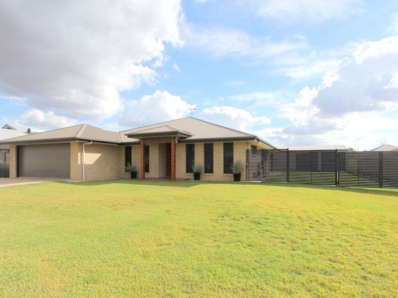 22 Blue Gums Drive, Emerald QLD 4720