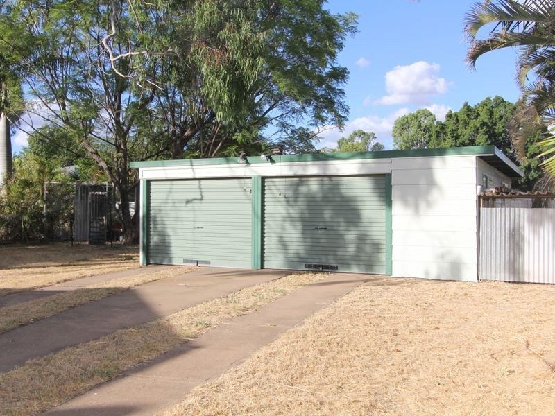 16 Centenary Drive, Emerald QLD 4720