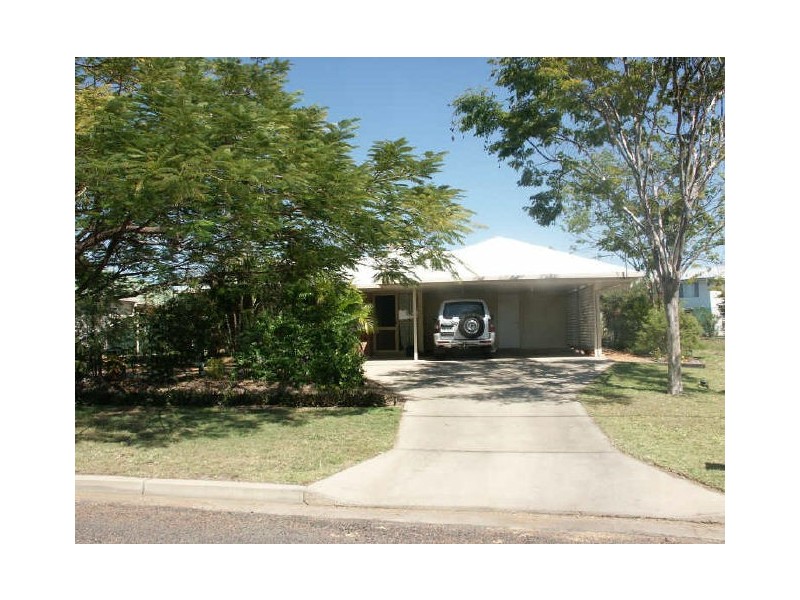 14 Jacqueline Drive, Emerald QLD 4720
