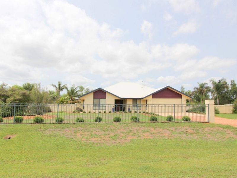 6 Coaker DR, Emerald QLD 4720