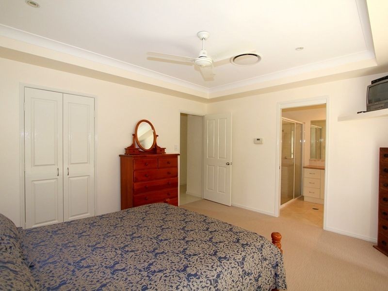 6 Coaker DR, Emerald QLD 4720