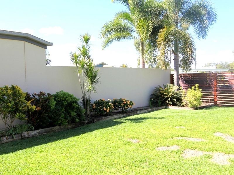 2/10 Mooney Crescent, Emerald QLD 4720