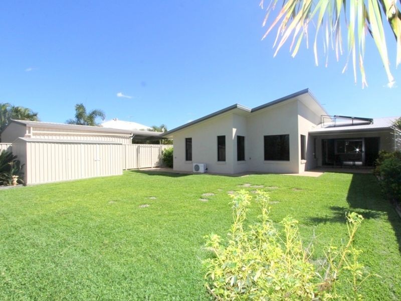2/10 Mooney Crescent, Emerald QLD 4720