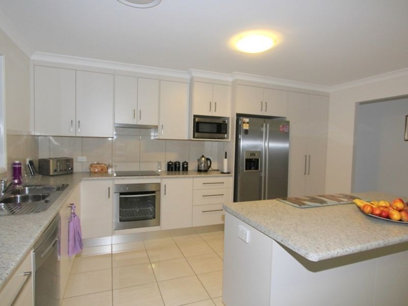 20 Patanga Place, Emerald QLD 4720